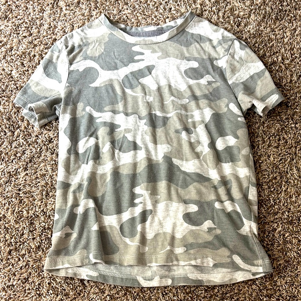 Old Navy Boys’ Gray Camouflage T-Shirt